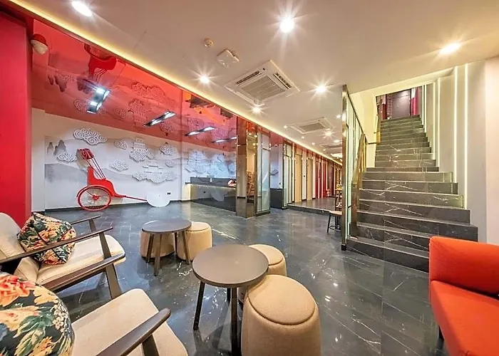 U Tor Yaowarat - Chinatown